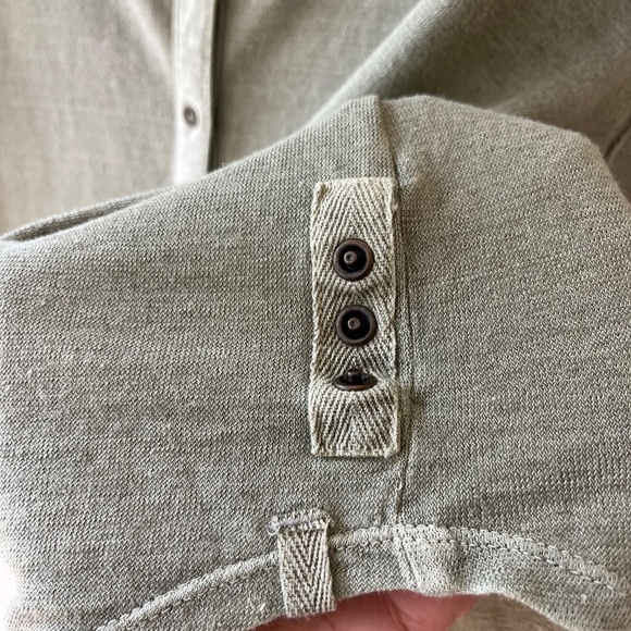 Free People Sz M Oversized Sahrah Star Shirt Green Olive V Neck Linen Blend - Picture 9 of 15